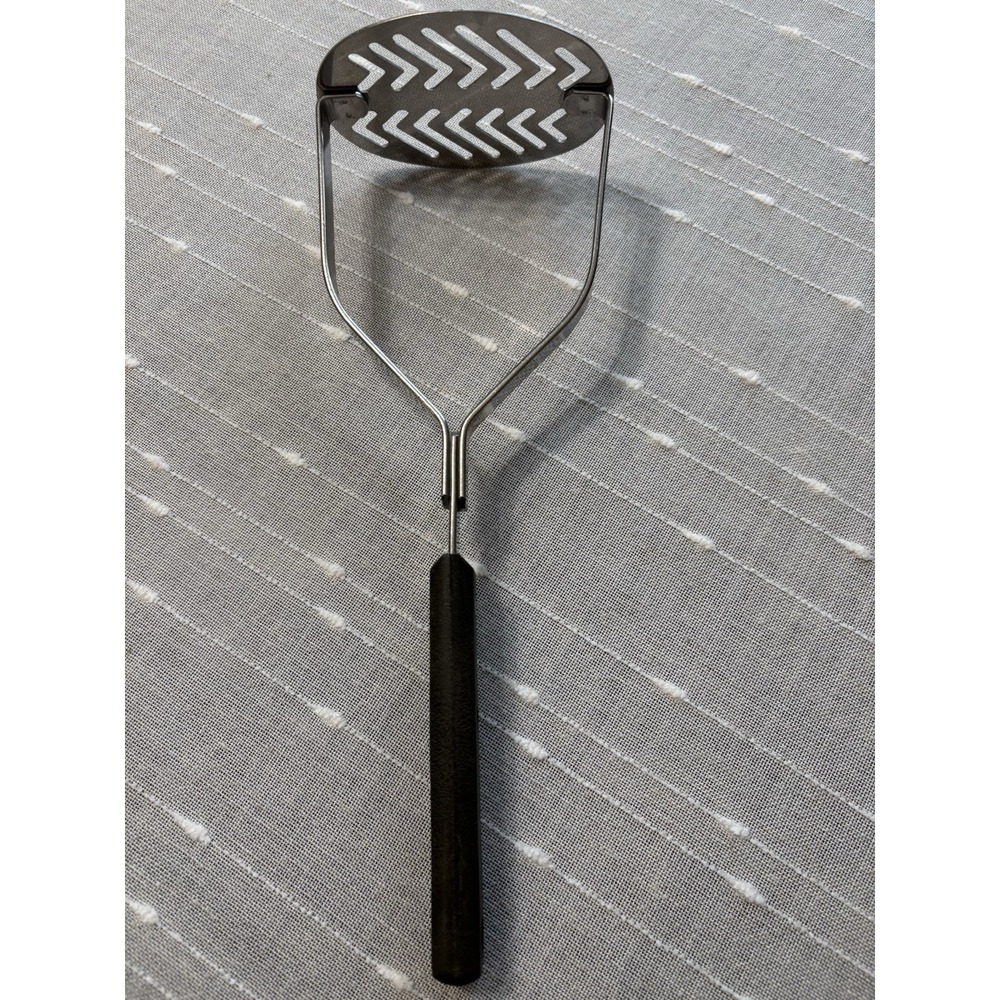 Vintage Ekco Forge Stainless Steel Potato Masher Hand Press Black Handle 10.5 In